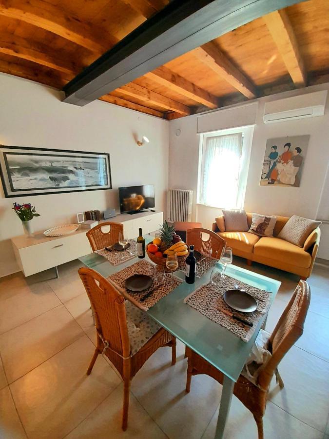 Les Amis Apartment Peschiera del Garda Exterior photo
