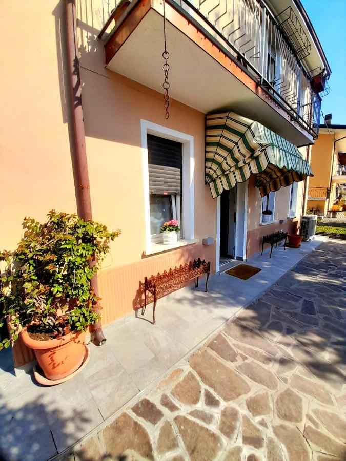 Les Amis Apartment Peschiera del Garda Exterior photo