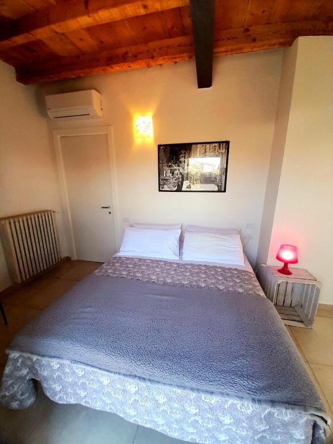 Les Amis Apartment Peschiera del Garda Exterior photo
