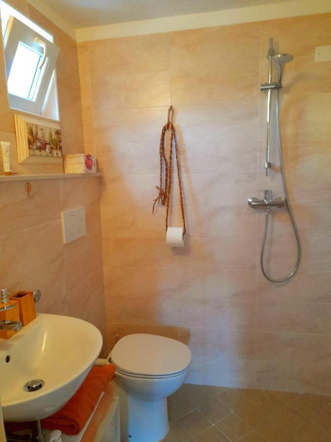 Les Amis Apartment Peschiera del Garda Exterior photo